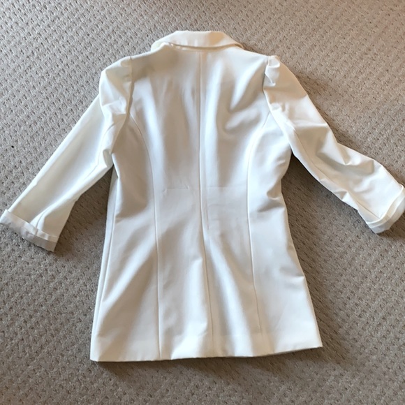 White blazer - Picture 2 of 2